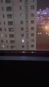 窗前后入母狗